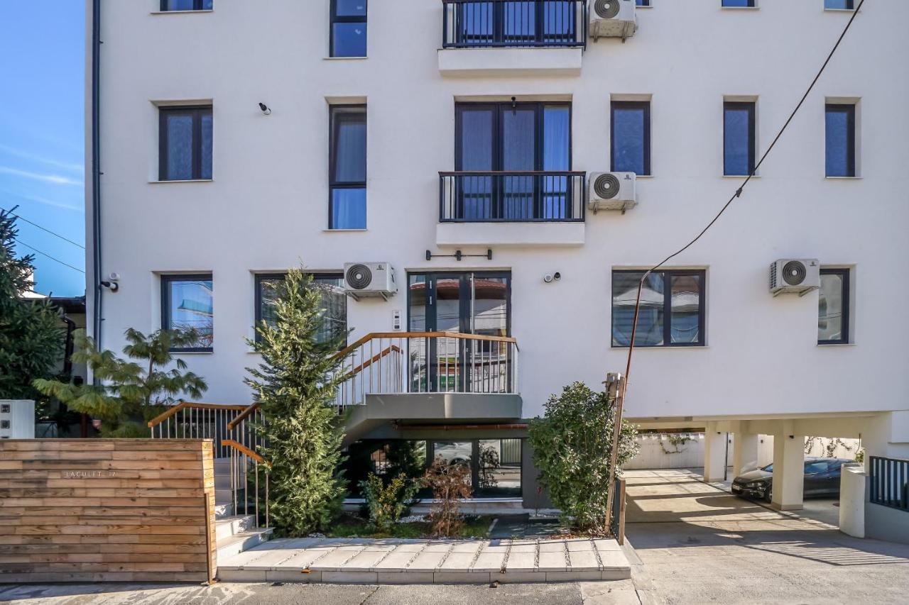 Bright Apartments Moments Away From Herastrau Park, Mall And Metro Bukarest Exterior foto
