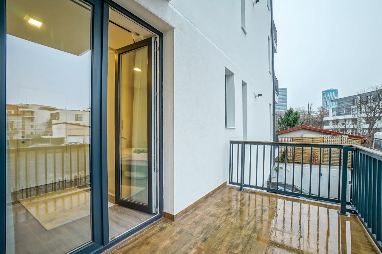 Bright Apartments Moments Away From Herastrau Park, Mall And Metro Bukarest Exterior foto